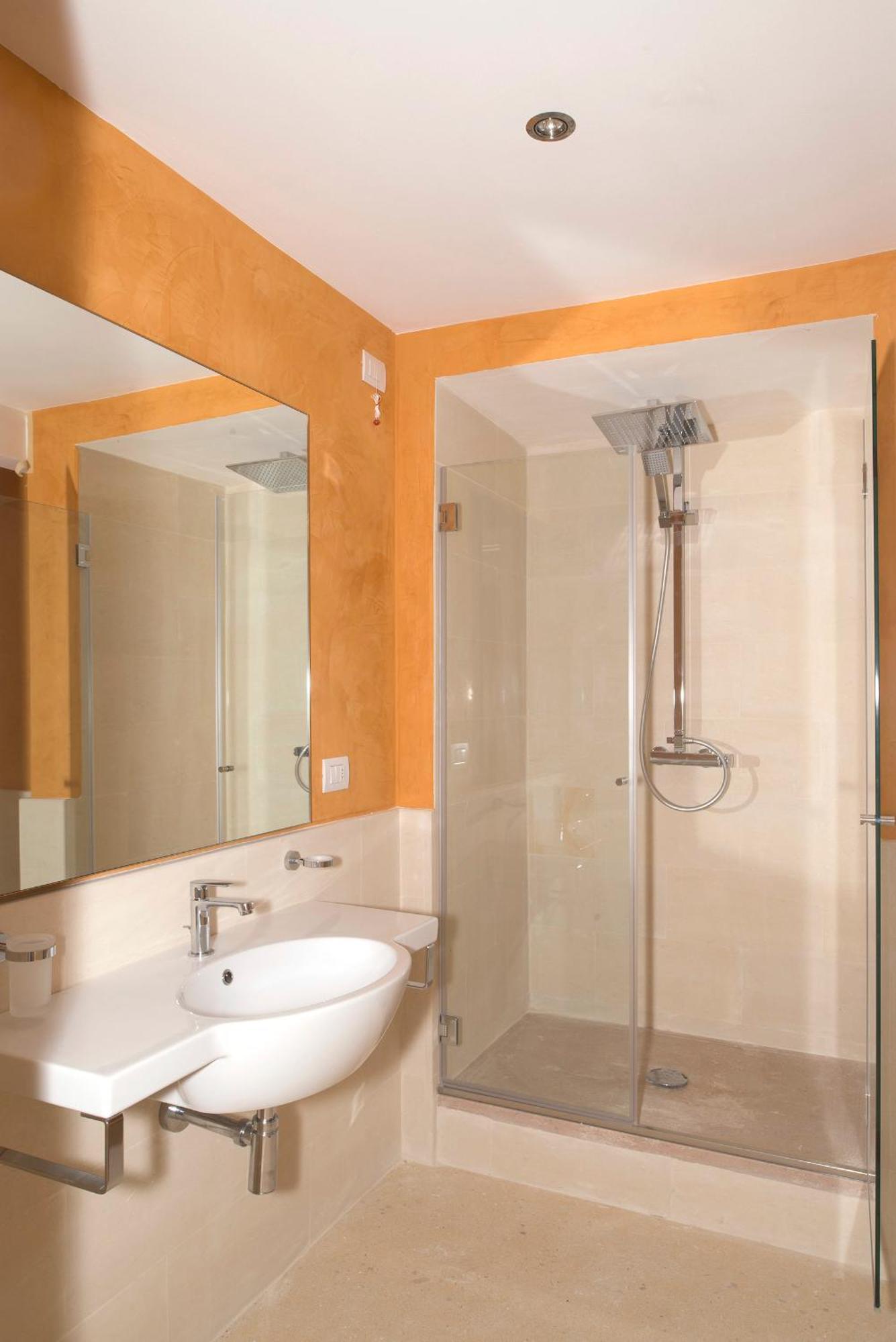 Relais Carlo V - Palazzo Storico Couette-café 2*
