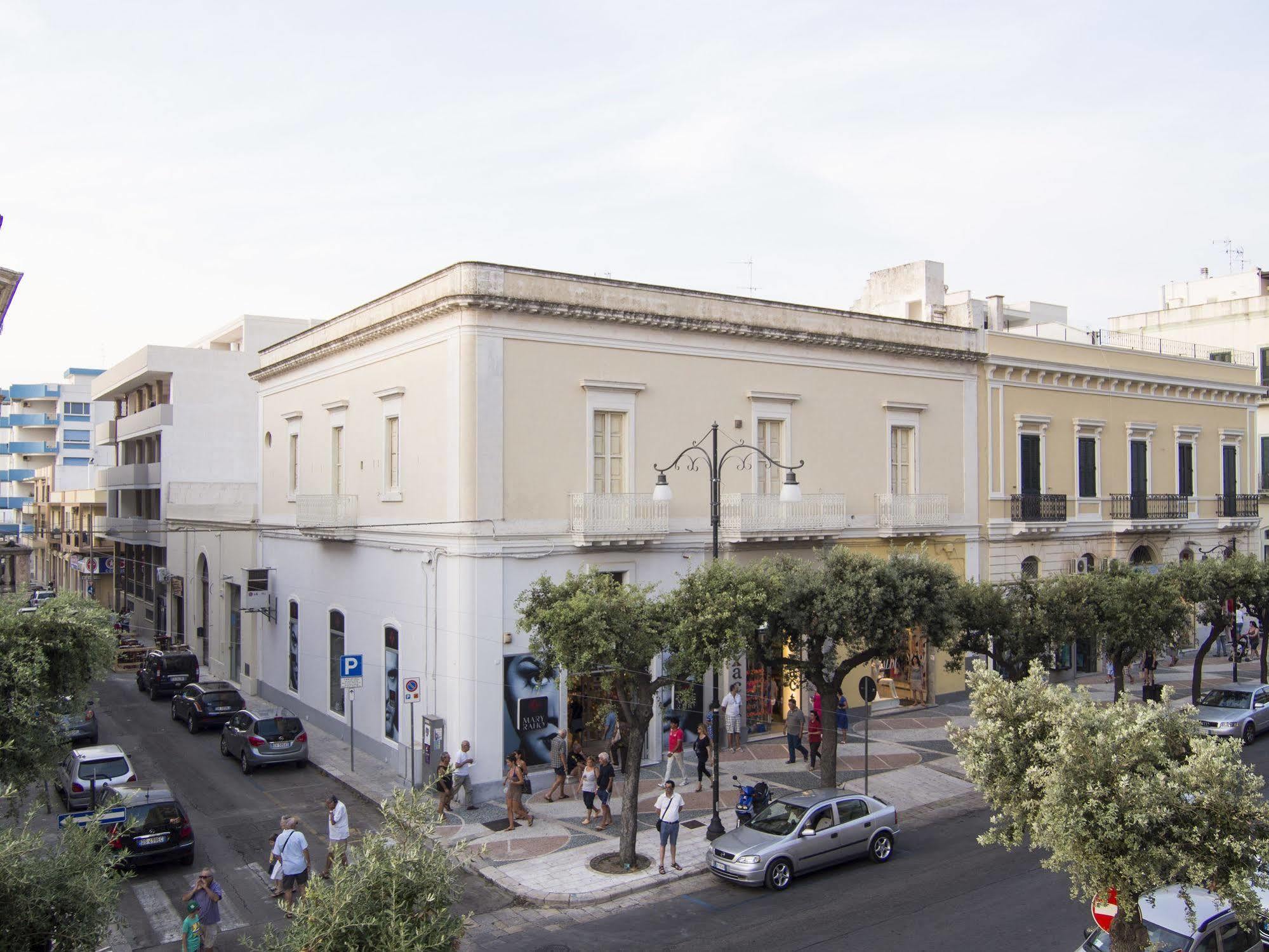 Relais Carlo V - Palazzo Storico Frühstückspension Gallipoli